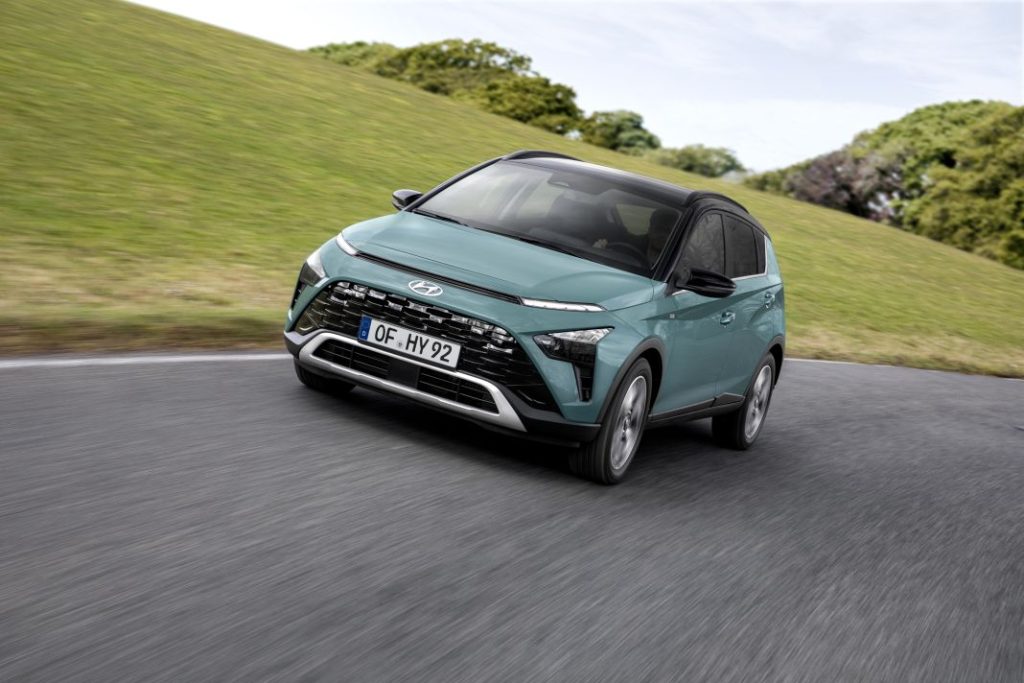 Oferta: Con 5.100 euros de descuento, este SUV está disponible desde 16.040 euros 1 Motor16 oferta Hyundai BAYON 9 Motor16