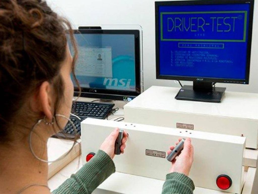 La DGT te podría suspender el carnet de conducir si tu nombre aparece en esta lista 121 Motor16 cuidado