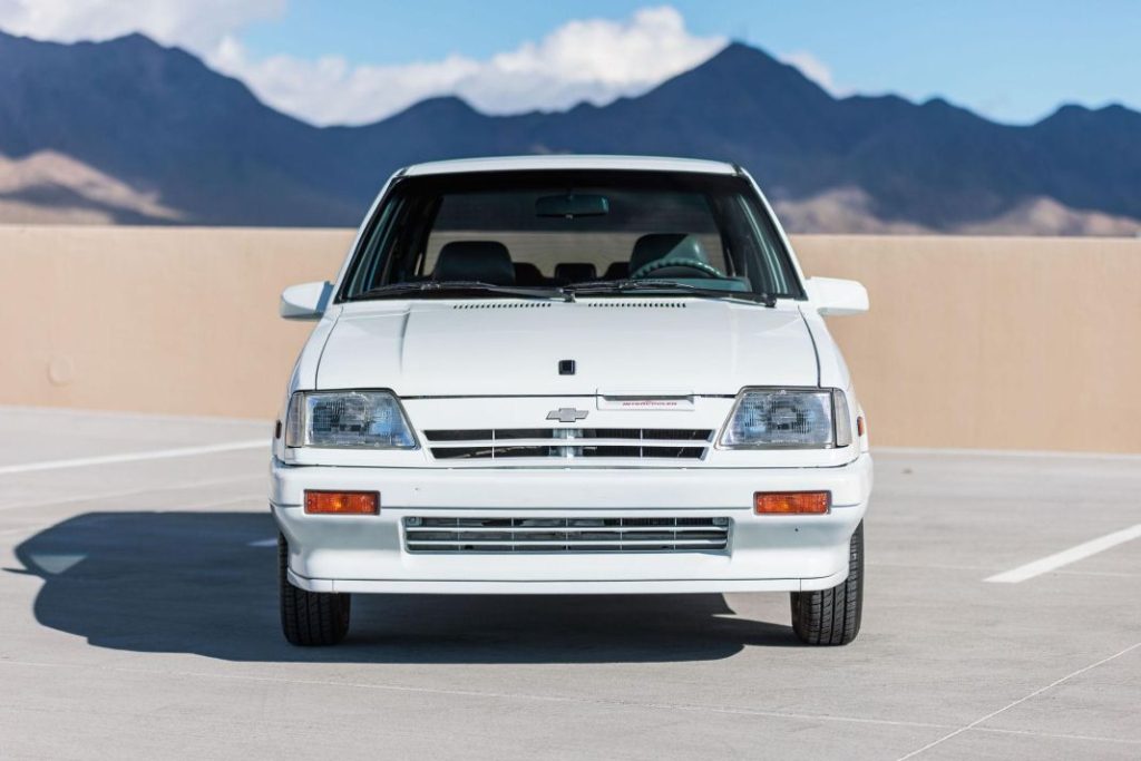 Este Suzuki Swift turbo “americano” de finales de los 80 busca nuevo dueño 24 Motor16 suzuki swift turbo chevrolet sprint 20 Motor16