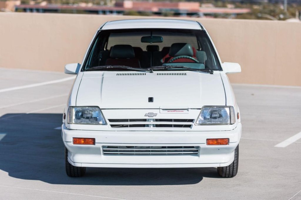 Este Suzuki Swift turbo “americano” de finales de los 80 busca nuevo dueño 1 Motor16 suzuki swift turbo chevrolet sprint 29 Motor16