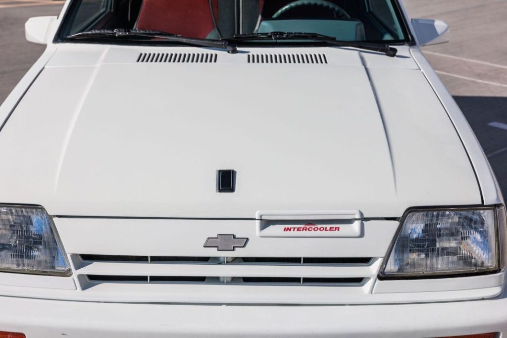 Este Suzuki Swift turbo “americano” de finales de los 80 busca nuevo dueño 33 Motor16 suzuki swift turbo chevrolet sprint 32 Motor16