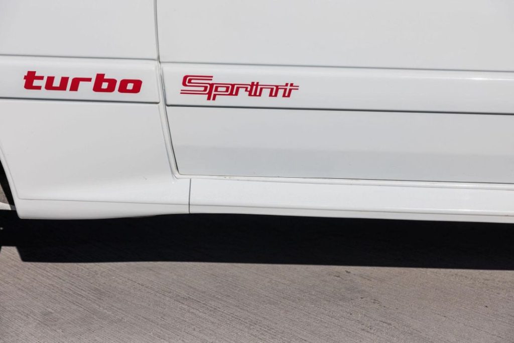 Este Suzuki Swift turbo “americano” de finales de los 80 busca nuevo dueño 35 Motor16 suzuki swift turbo chevrolet sprint 35 Motor16