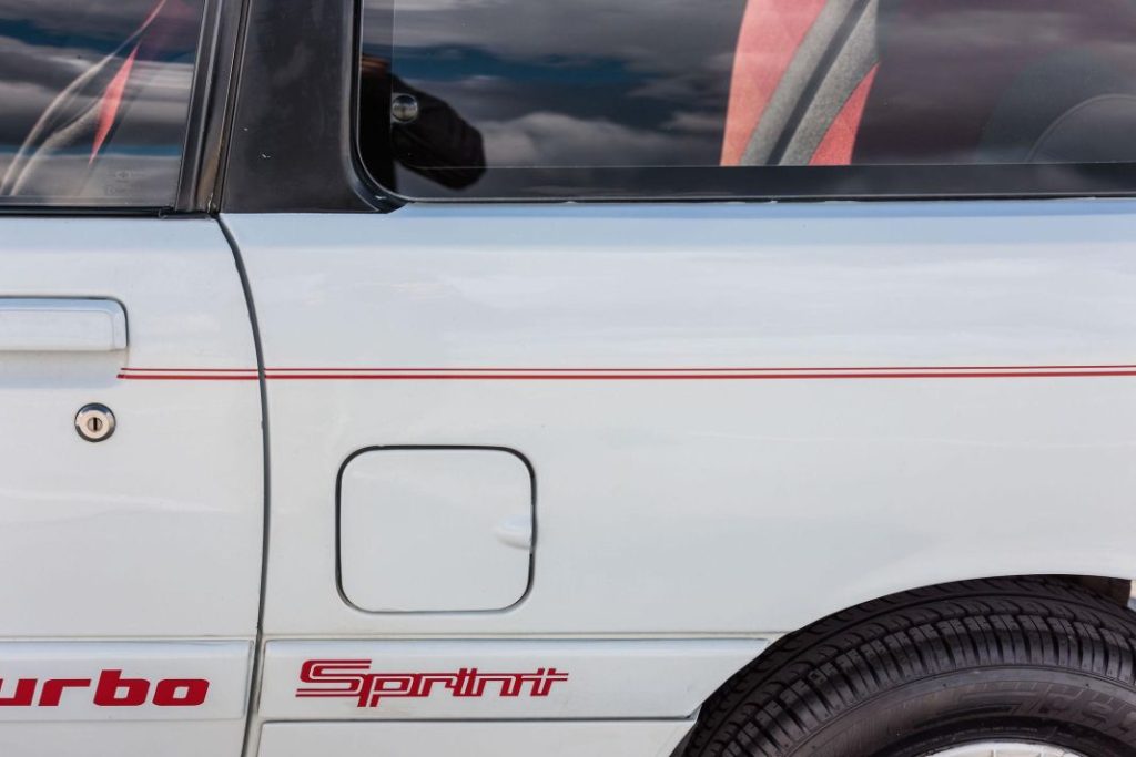 Este Suzuki Swift turbo “americano” de finales de los 80 busca nuevo dueño 45 Motor16 suzuki swift turbo chevrolet sprint 46 Motor16