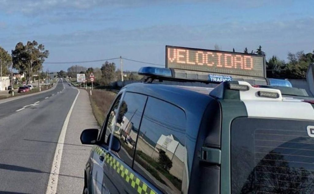 Si circulas sin carnet de conducir la DGT ya no te va a poder multar: Pero solo en un caso concreto 9 Motor16 DGT