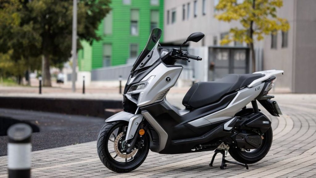 voge sr1