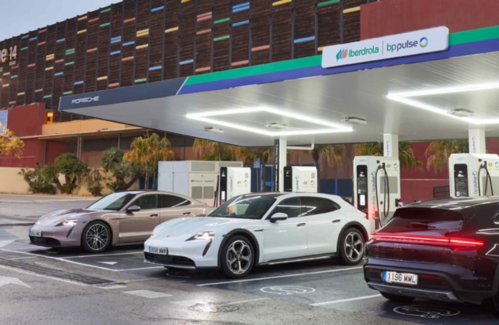 La provincia que acaba de inaugurar 10 cargadores ultrarrápidos 2 Motor16 03.Porsche Iberdrola bppulse recarga 3 Motor16