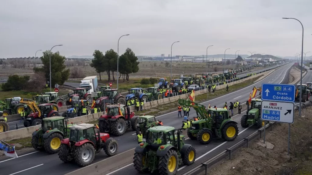 Estas son las carreteras que los agricultores van a cortar este fin de semana 97 Motor16 tractores