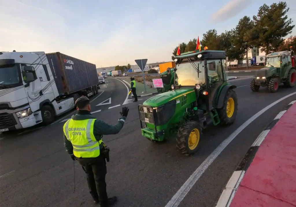 Estas son las carreteras que los agricultores van a cortar este fin de semana 94 Motor16 carreteras cortadas
