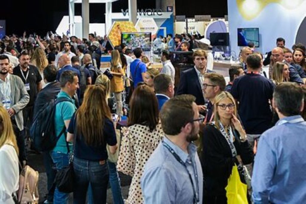 e-Mobility World Congress: el renting, el pago por uso y la electrificación de flotas, fueron los protagonistas 2 Motor16 16789616207914 Motor16