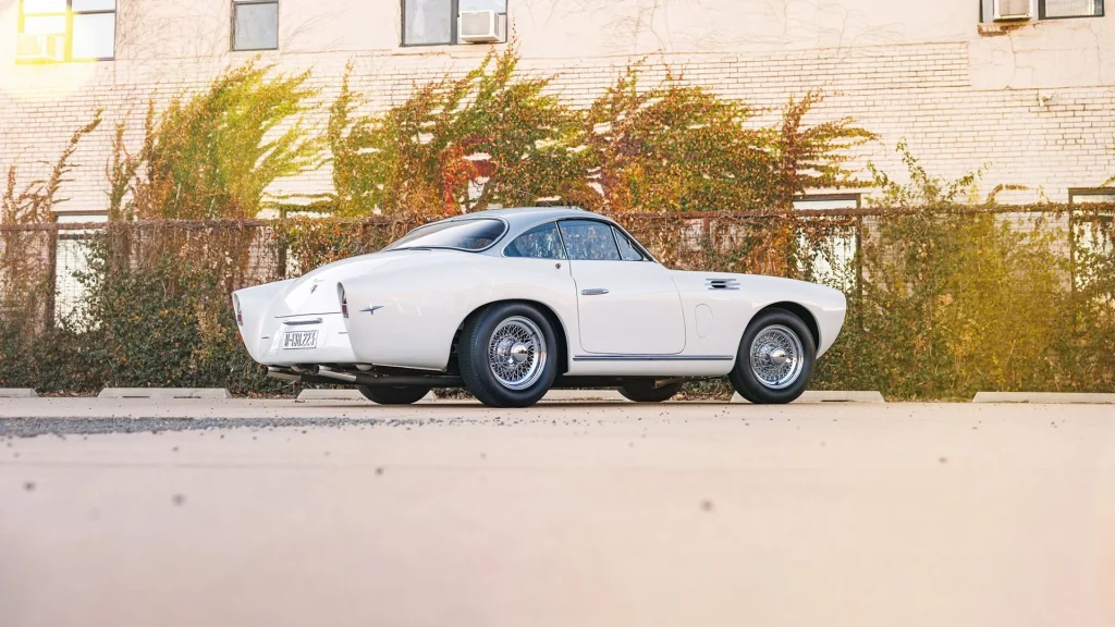 1954 pegaso z 102 saoutchik berlinetta series ii 29 Motor16