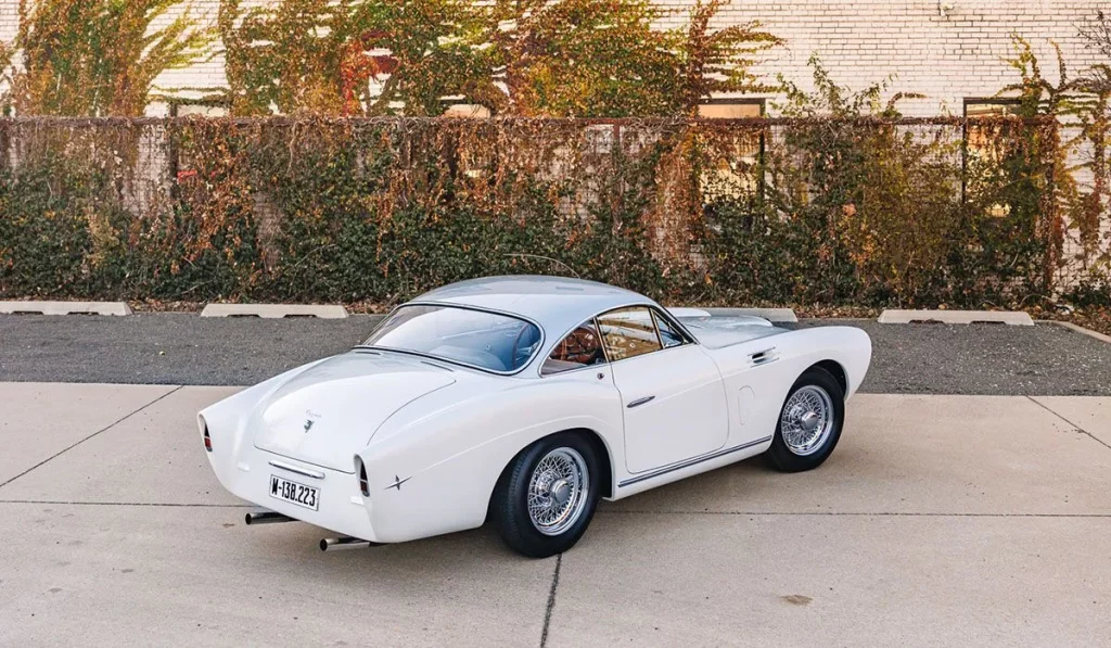 1954 pegaso z 102 saoutchik berlinetta series ii 36 Motor16