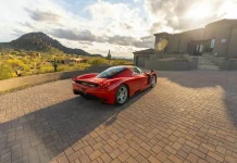 Un Ferrari Enzo bastante viajado está buscando un nuevo hogar