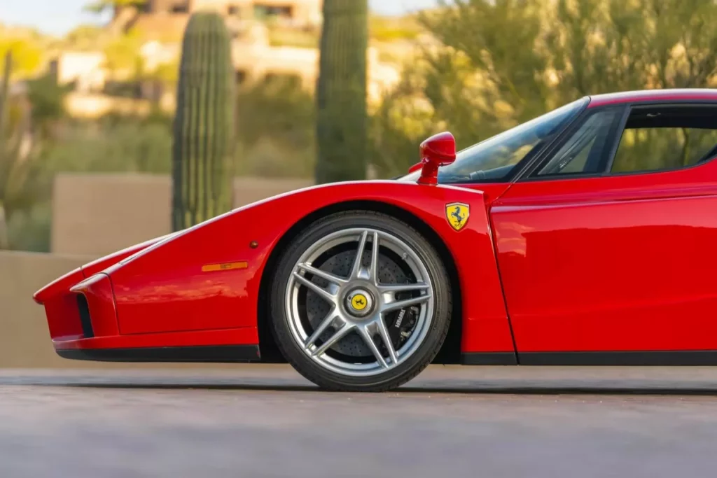 2003 Ferrari Enzo Mecum 8 Motor16