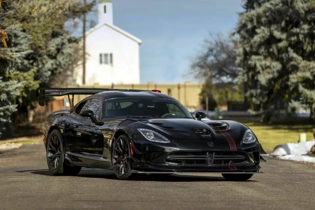 2017 Dodge Viper ACR VoooDoo II Edition Mecum. Imagen delantera.