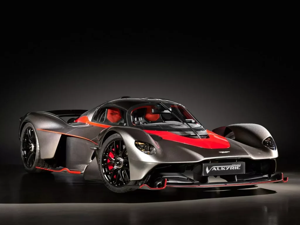 Aston Martin Valkyrie: el número 51 de los 150 fabricados puede ser tuyo 16 Motor16 2023 Aston martin Valkyrie RM Sothebys 13 Motor16
