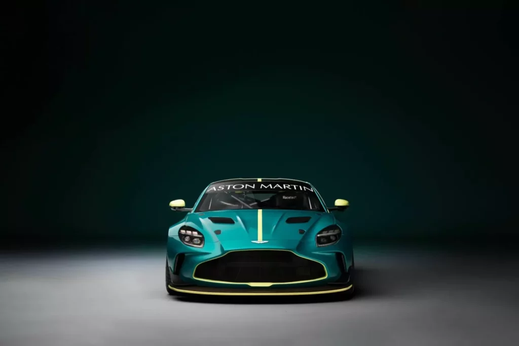 Aston Martin Vantage GT4: Con un 80% de calle en su ADN 5 Motor16 2024 Aston Martin Vantage GT4 6 Motor16