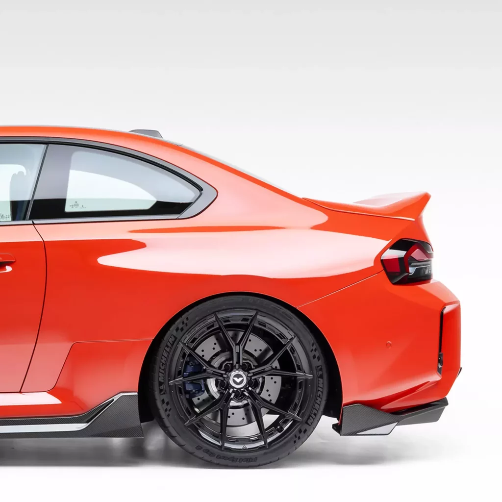 El BMW M2 se viste de fibra de carbono gracias a Vorsteiner 2 Motor16 2024 BMW M2 Vorsteiner. Imagen detalle.