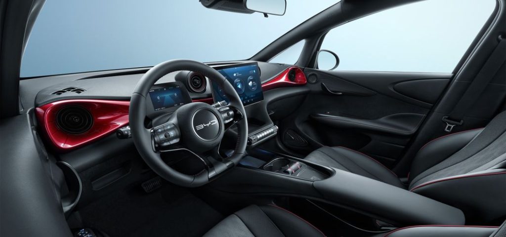 2024 BYD Dolphin China. Imagen interior.