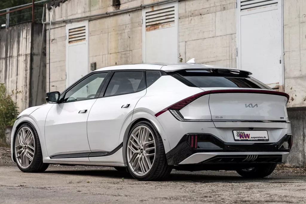 2024 Kia EV6 GT. KW BBS. Imagen estática.