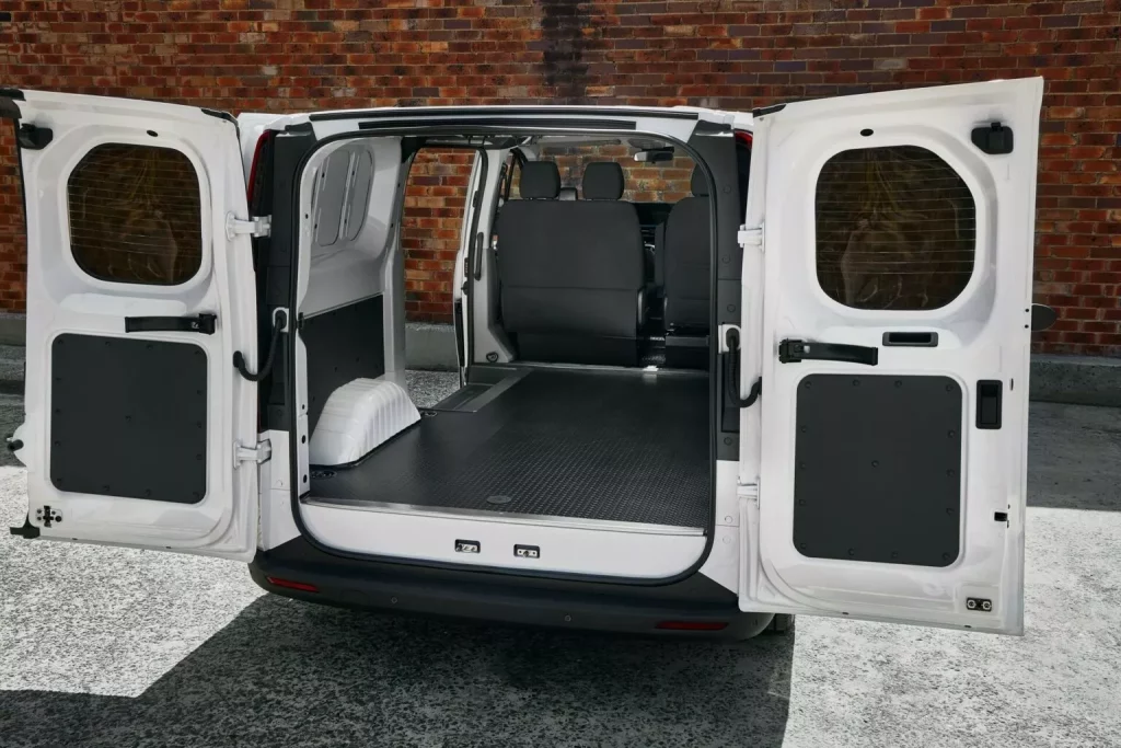 2024 LDV eDeliver7. Imagen interior.