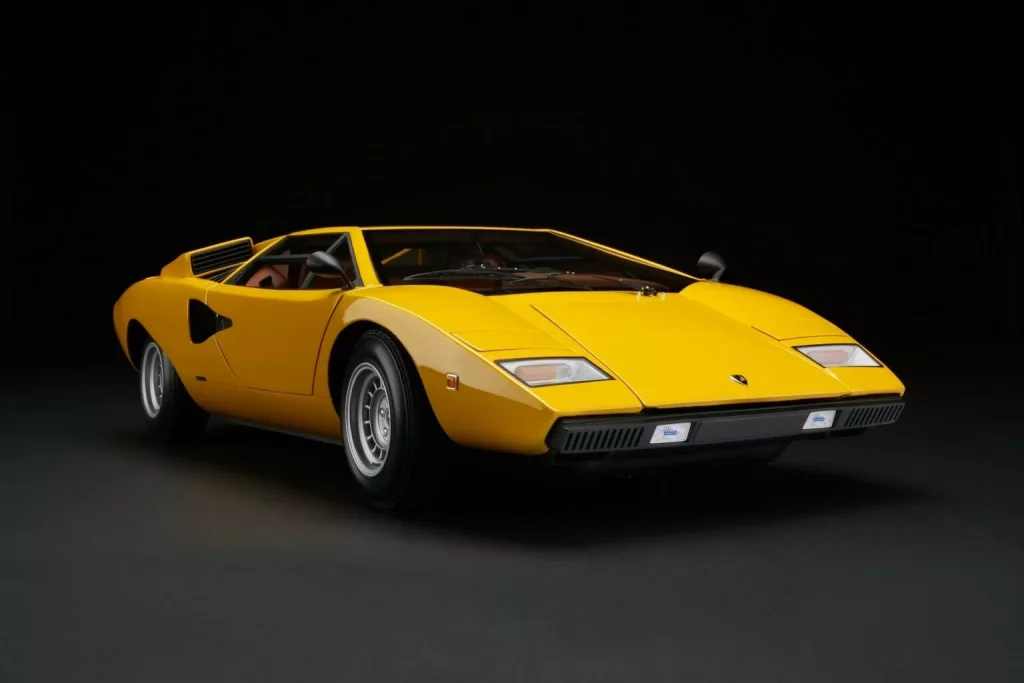 El Lamborghini Countach regresa a la gama de Amalgam Collection. Y no es el único 3 Motor16 2024 Lamborghini Countach Revuelto Amalgam Collection 1 Motor16