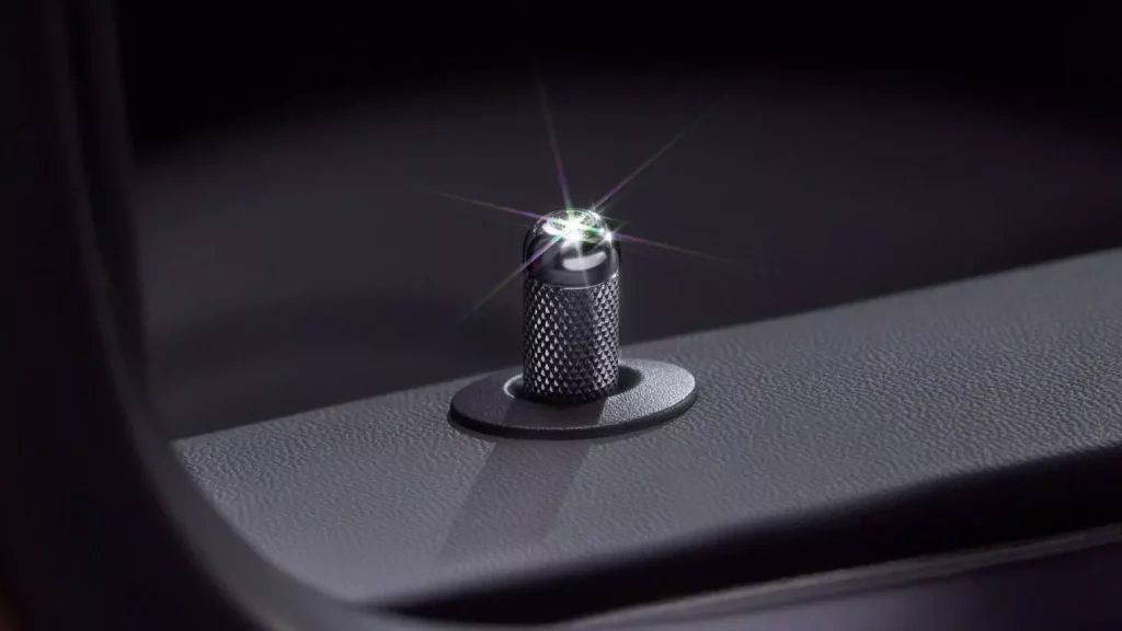 Este es el Mercedes-Benz Clase G que crearon para San Valentín 1 Motor16 2024 Mercedes-Benz Clase G Stronger Than Diamonds. Imagen diamante.