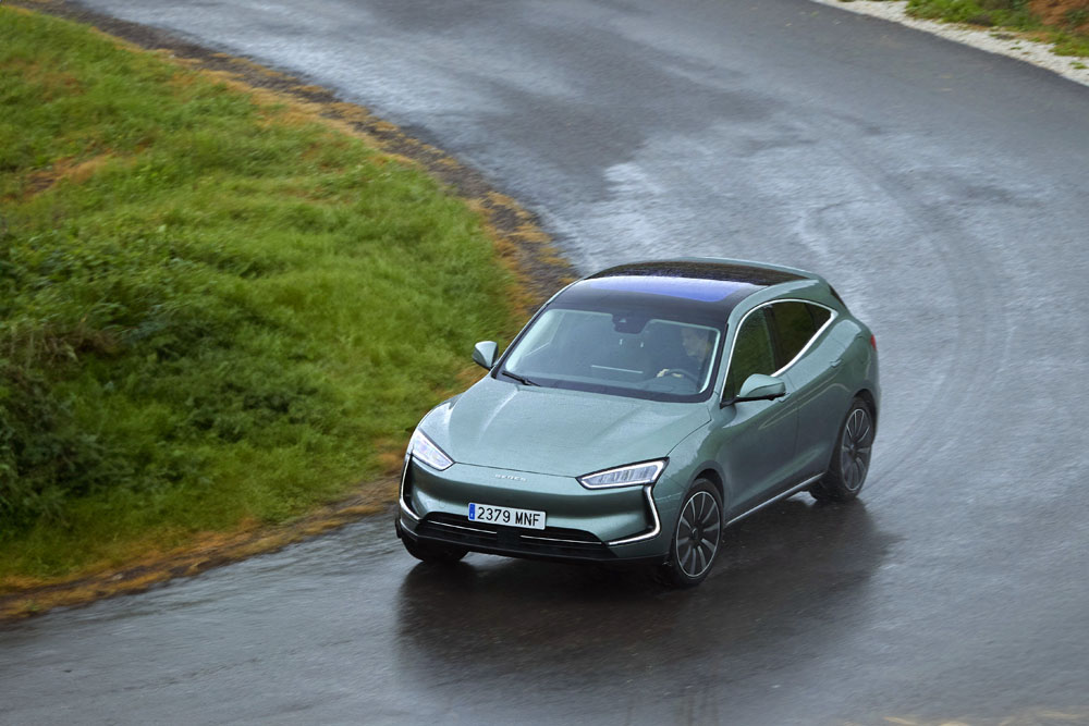 Seres 5: Probamos un SUV eléctrico que rompe moldes desde China 23 Motor16 2024 Seres 5 Prueba 17 Motor16