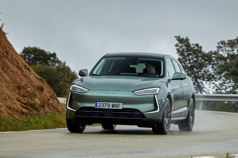 Seres 5: Probamos un SUV eléctrico que rompe moldes desde China 27 Motor16 2024 Seres 5 Prueba 21 Motor16
