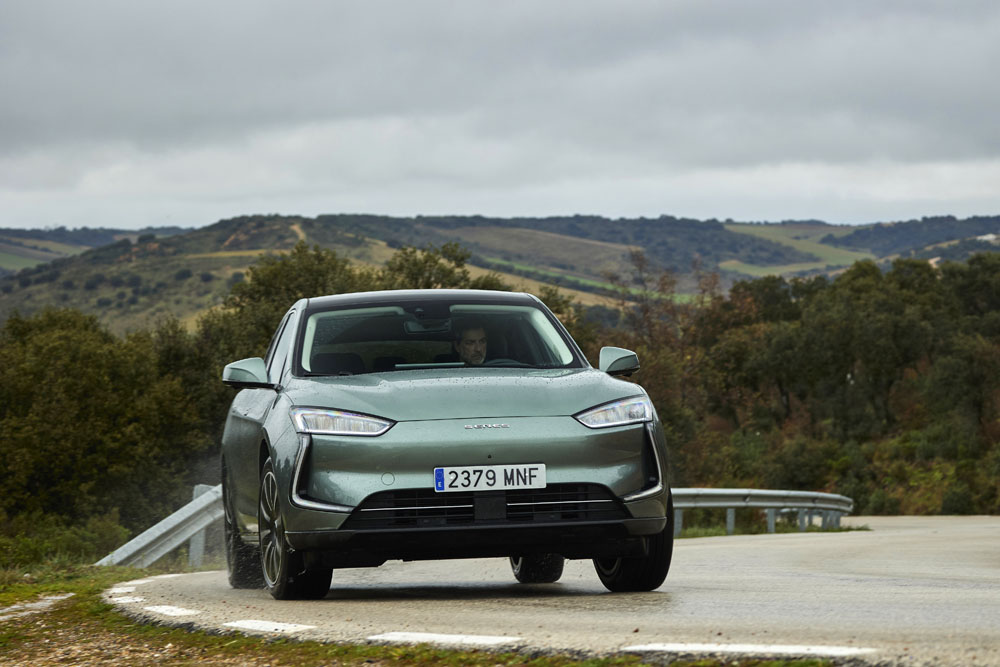 Seres 5: Probamos un SUV eléctrico que rompe moldes desde China 31 Motor16 2024 Seres 5 Prueba 25 Motor16