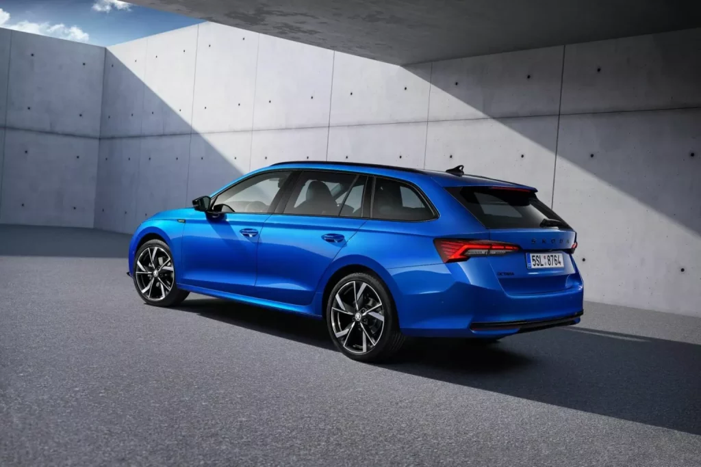 2024 Skoda Octavia RS Sportline 6 Motor16