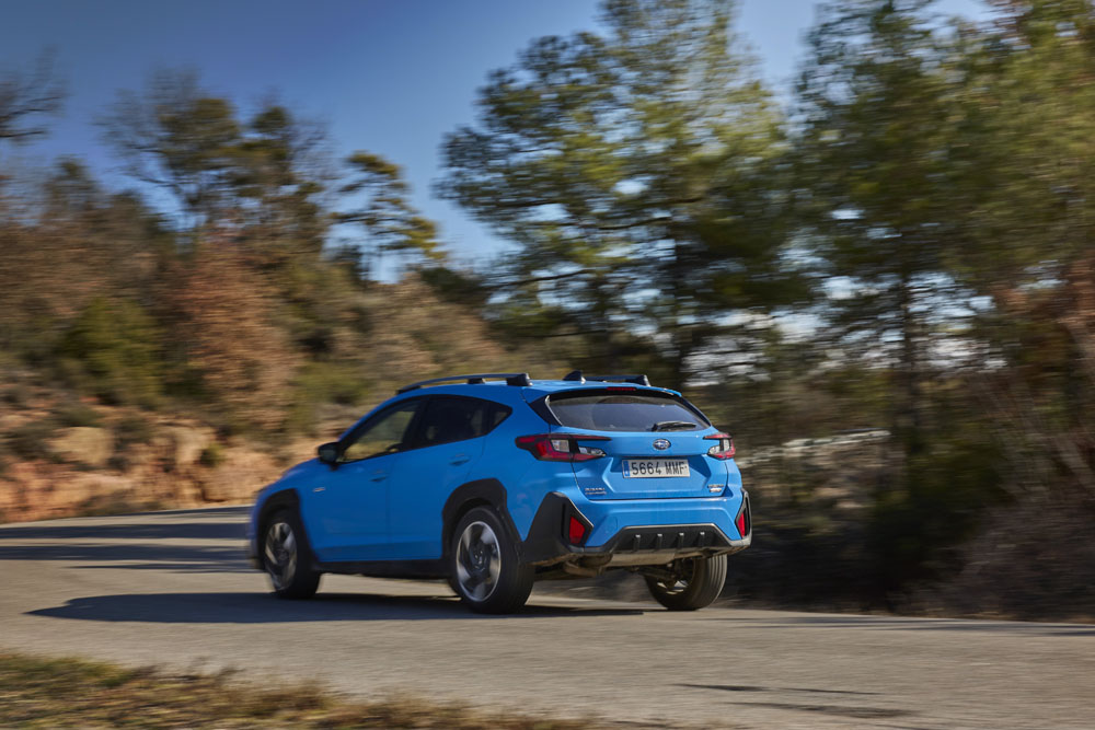 Subaru Crosstrek: Probamos el compacto más aventurero del planeta 4 Motor16 2024 Subaru Crosstrek Prueba. Imagen movimiento.