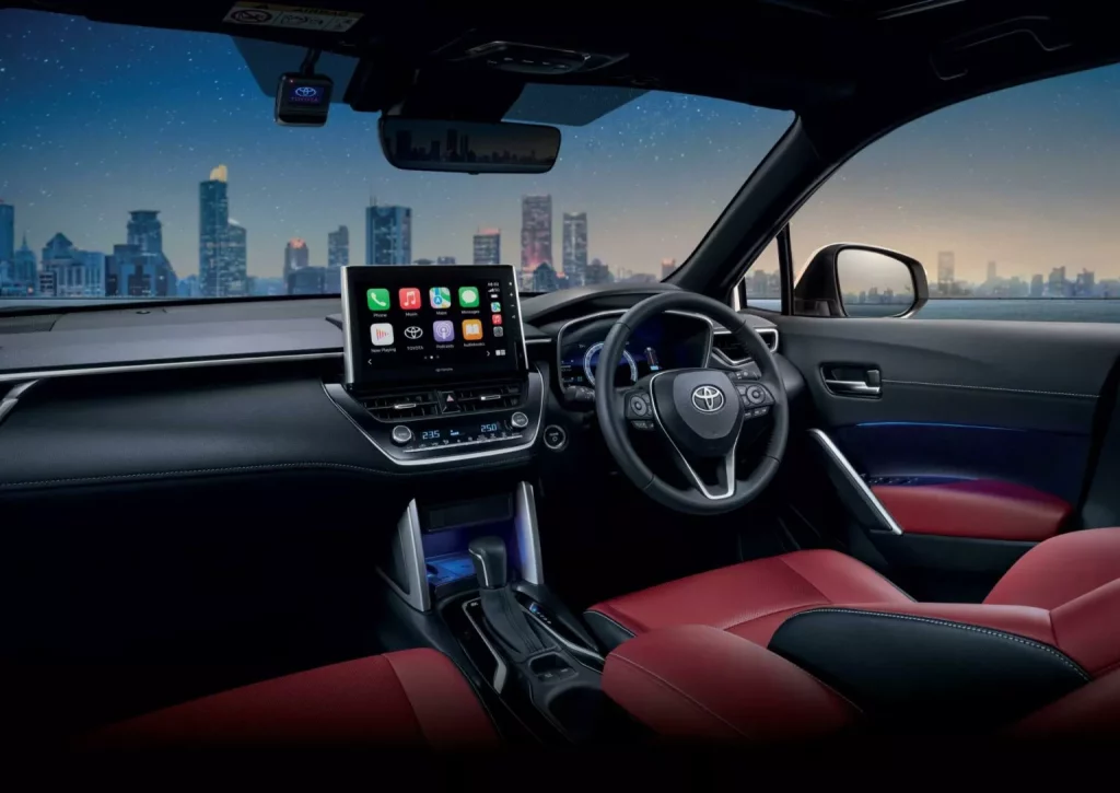 2024 Toyota Corolla Cross Tailandia. Imagen interior.