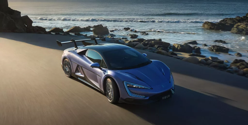 Yangwang U9: El bólido eléctrico de BYD no tiene secretos. Aunque alguna sorpresa 1 Motor16 2024 Yangwang U9. Imagen delantera.