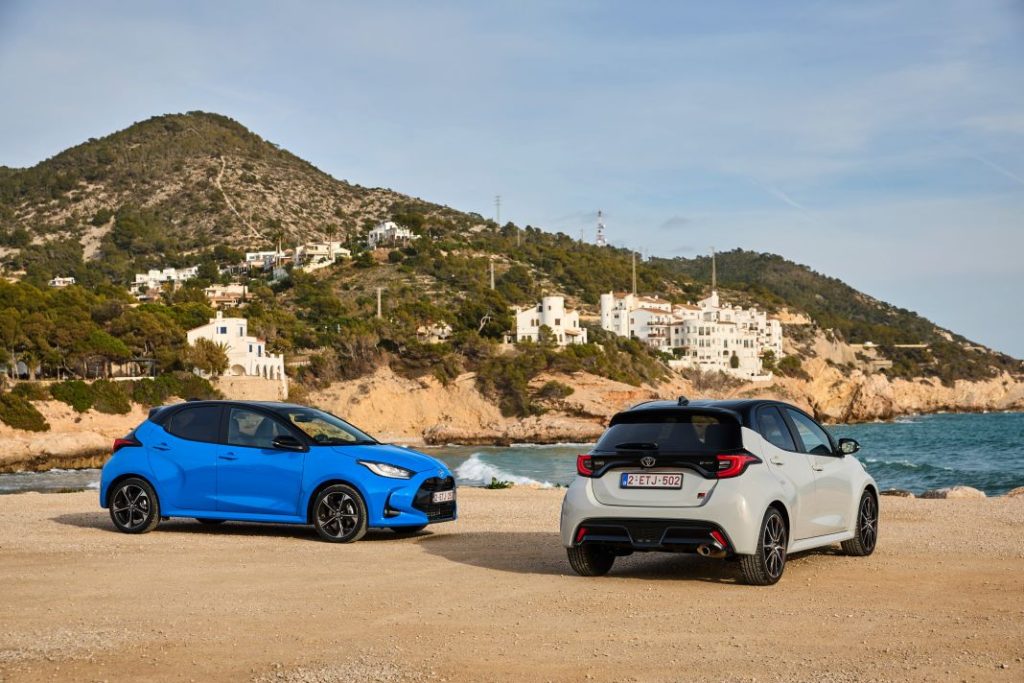 Primera prueba del Toyota Yaris Hybrid 130 CV 2024: Más potente y equipado pero igualmente híbrido 110 Motor16 2024 YARIS DPL EXT COMBO HIGH 0009 Motor16