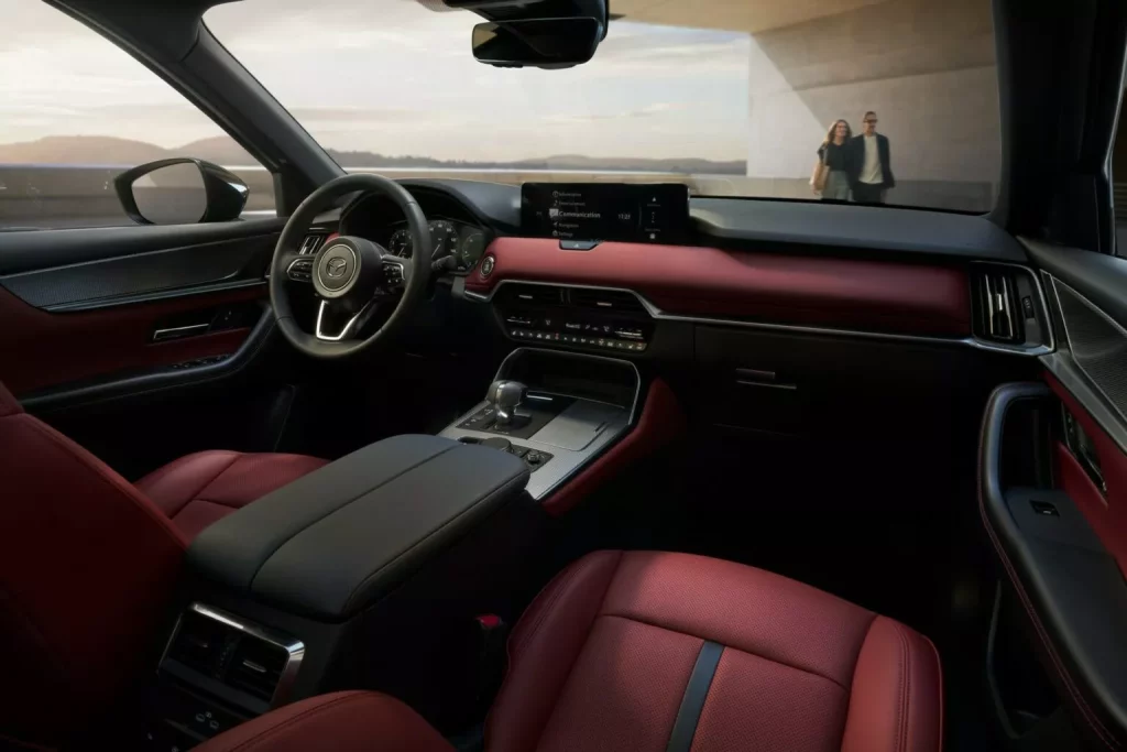 2024 Mazda CX-70. Imagen interior.