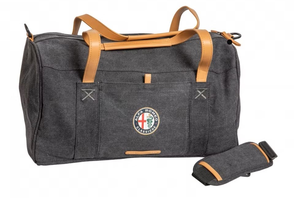 10 regalos para todo apasionado a los coches con los que es imposible fallar en San Valentín 105 Motor16 Alfa Romeo Bolsa Motor16
