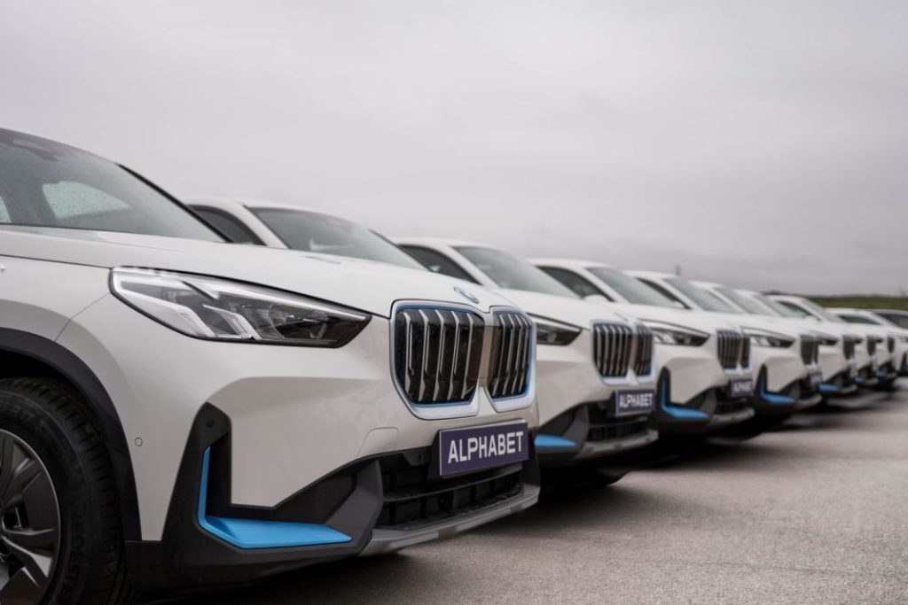 Alphabet entrega una flota de 195 vehículos eléctricos e híbridos al Ayuntamiento de Madrid 3 Motor16 Alphabet 4 Motor16