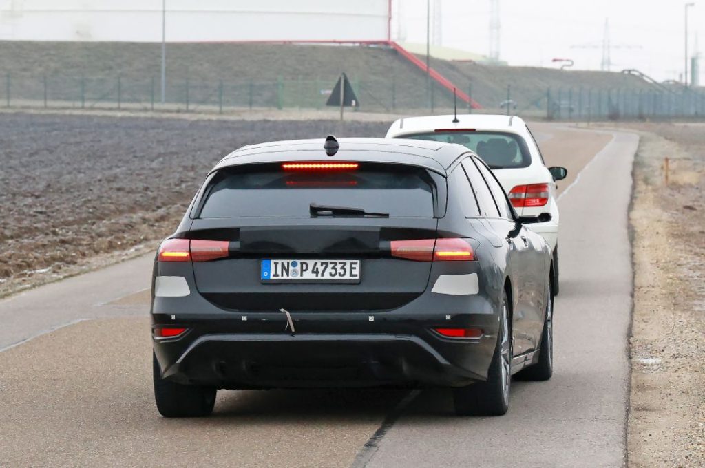 El Audi A6 Avant e-tron 2024 se deja ver prácticamente sin camuflaje 12 Motor16 Audi A6 Avant e tron 17 Motor16