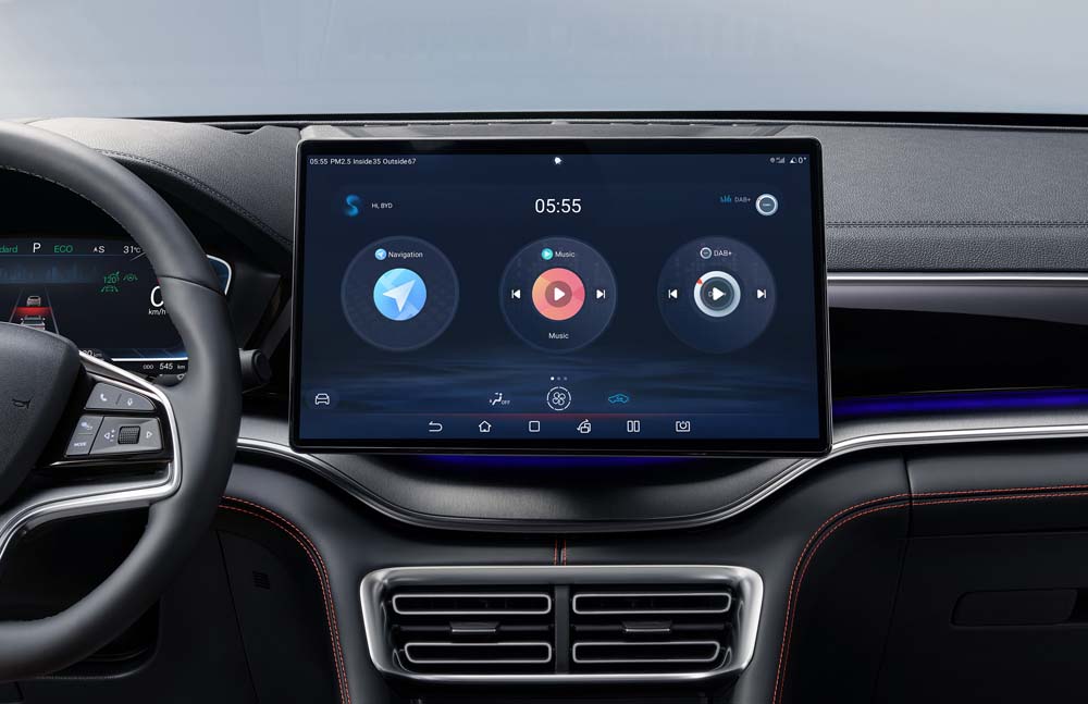 Aterriza en Europa el BYD Seal U DM-i, su primer modelo híbrido enchufable 15 Motor16 BYD Seal U PHEV 11 Motor16