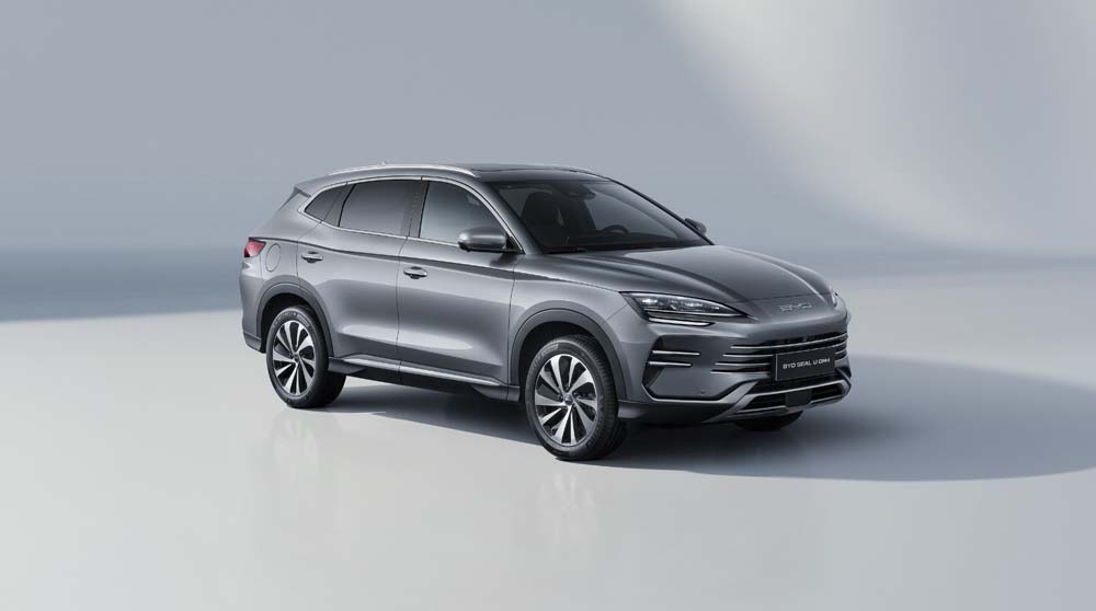 Aterriza en Europa el BYD Seal U DM-i, su primer modelo híbrido enchufable 6 Motor16 BYD Seal U PHEV 2 Motor16