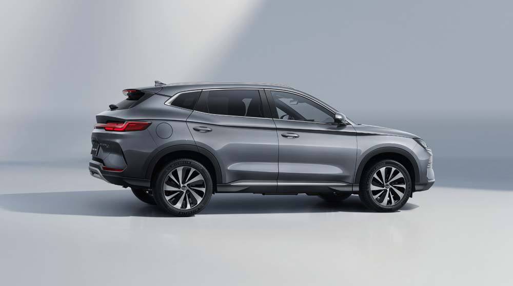 Aterriza en Europa el BYD Seal U DM-i, su primer modelo híbrido enchufable 7 Motor16 BYD Seal U PHEV 3 Motor16