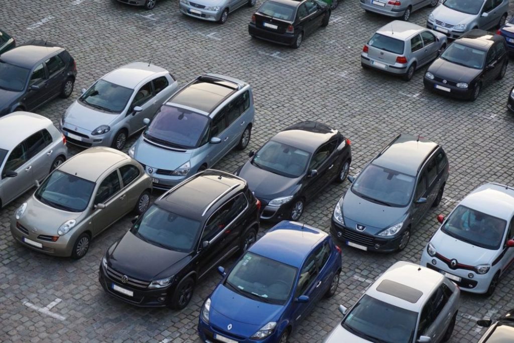 Regalos exclusivos para padres amantes de sus coches 1 Motor16 COCHE APARCADO 3 Motor16