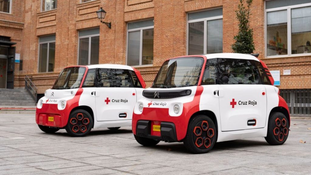 El Citroën AMI se incorpora a la flota de la Cruz Roja: 2 unidades para realizar sus desplazamientos urbanos 1 Motor16 DSC3045 copia Motor16