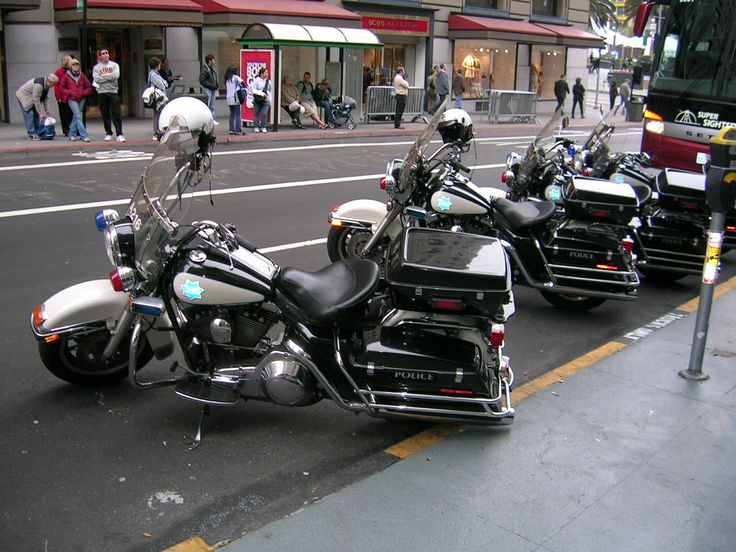 CULTURA Y REBELDÍA: MOTOS QUE MARCARON GENERACIONES