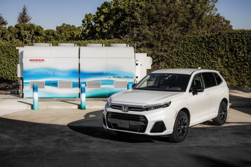 Honda CR-V e:FCEV 2025: El primer PHEV con pila de combustible o el primer vehículo de pila de combustible que se enchufa 31 Motor16 Honda CR V e FCEV 2025 Hydrogen h2 hidrogeno 30 Motor16