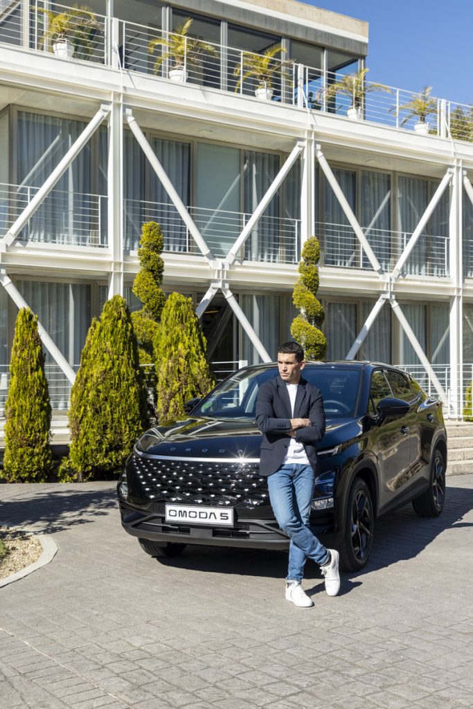 Jaime Lorente Omoda 51 Motor16