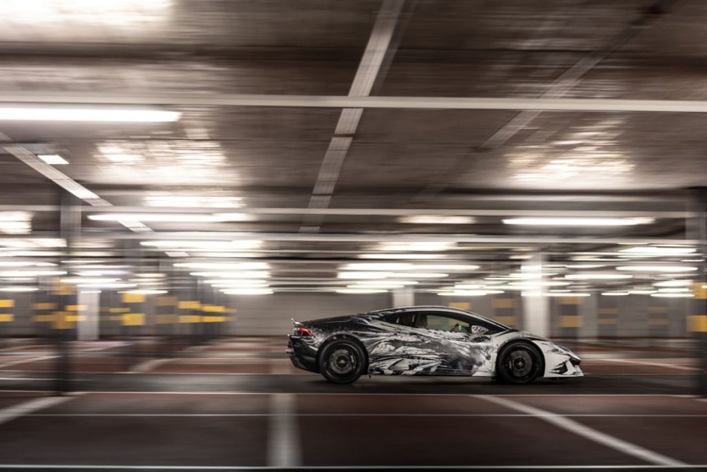 Los modelos más exclusivos de Lamborghini y Ducati se han pintado con los dedos 9 Motor16 Lamborghini Huracan EVO Speciale Paolo Troilo Minotauro12 Motor16