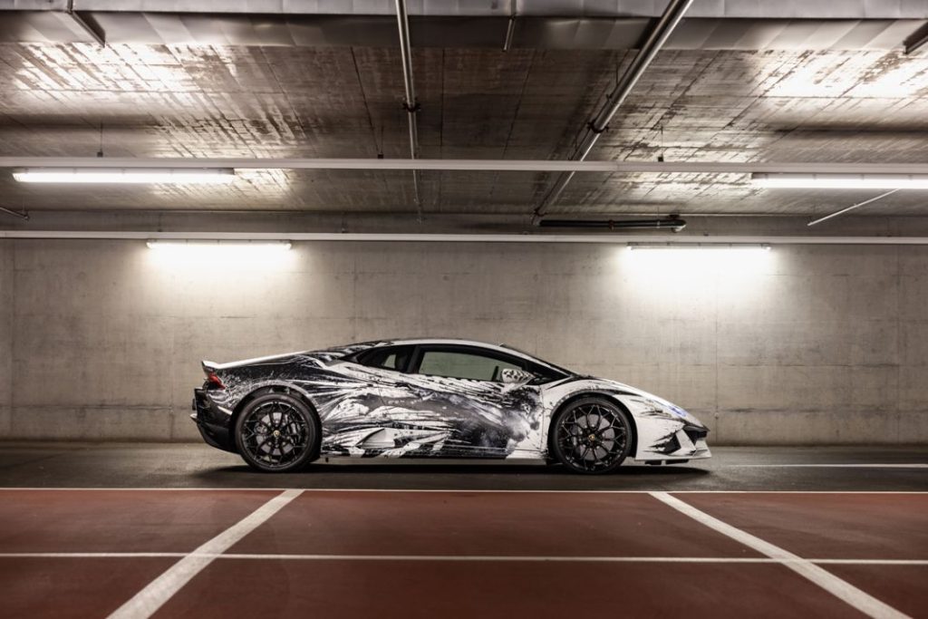 Los modelos más exclusivos de Lamborghini y Ducati se han pintado con los dedos 6 Motor16 Lamborghini Huracan EVO Speciale Paolo Troilo Minotauro9 Motor16