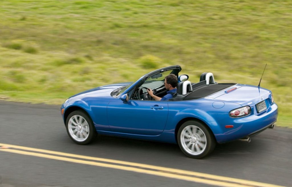 El mito de Mazda cumple 35 años 13 Motor16 MAZDA MX 5 2a GEN 4 Motor16