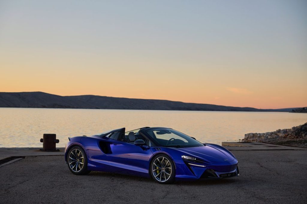McLaren Artura Spider: El súper deportivo híbrido enchufable, ahora sin techo 29 Motor16 McLaren Artura Spider.01 Motor16